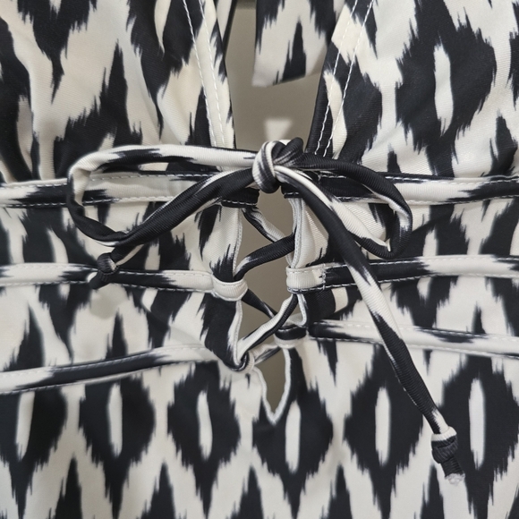 ⭐️40% Off⭐️ Paper Denim & Cloth One Piece Swimsuit - Picture 6 of 12